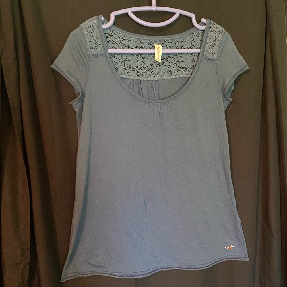 Hollister blue lacy back shoulders